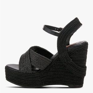 🤩 BRAND NEW/NEVER WORN: PATRIZIA by Spring Step Elegant Black Wedge Sandals 🤩